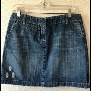 Women’s Gap Distressed Jean Skirt size 8